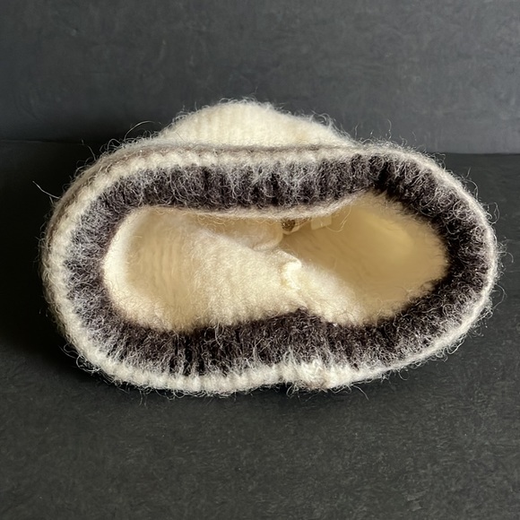 Icewool 100% Virgin Wool Unisex Hand Knit Winter Hat - Iceland - Picture 10 of 11